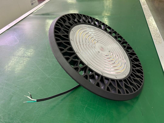 IP65 방수 200W LED 베이 라이트